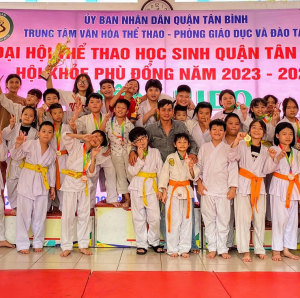 Lớp Thanh Thiếu Niên (13-17 tuổi)